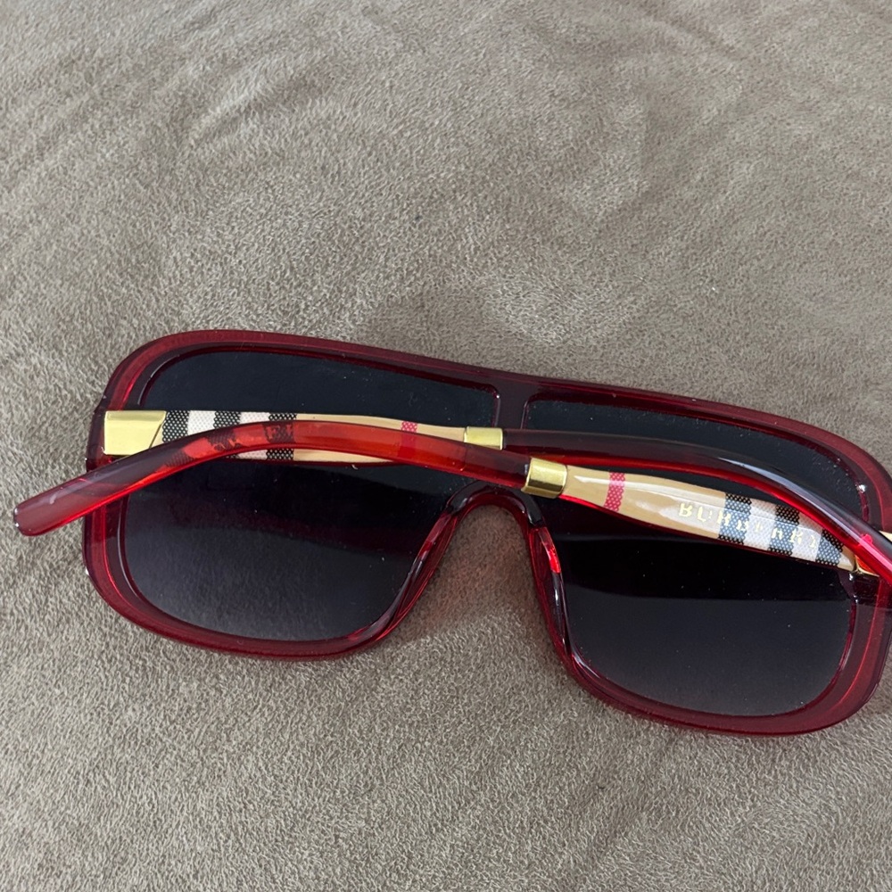 Burberry Red Tortoiseshell Rectangular Sunglasses… - image 1
